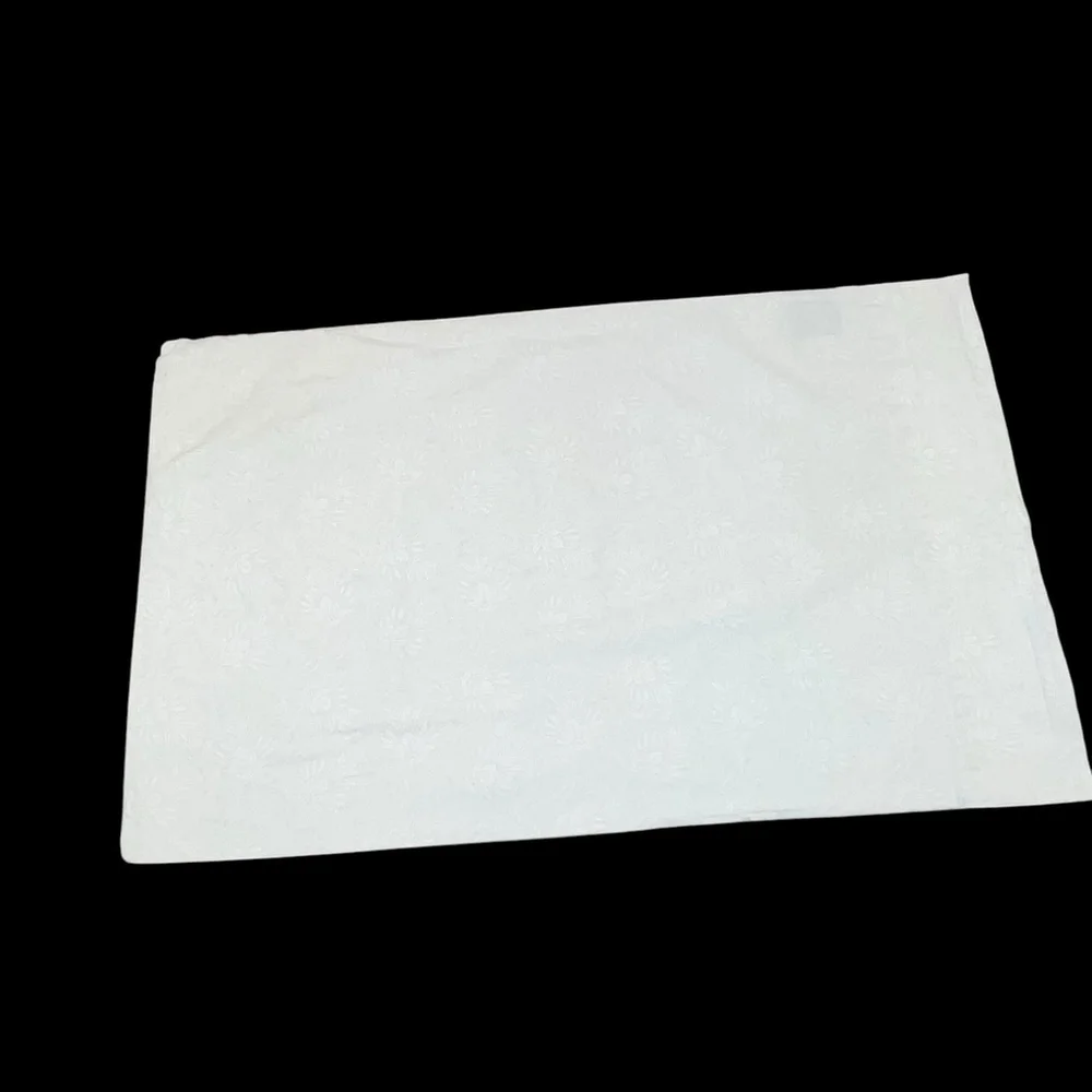 Lauren Ralph Lauren Beige Ivory Floral Paisley‎ Print Motif Standard Pillowcase